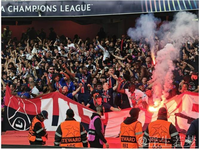 阿森纳0-1负巴黎 梅里诺进球被吹登贝莱闪光